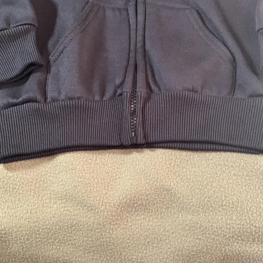 Kids Hill Heavy weight black, long sleeve, hooded sweatshirt.  Zipper.  Size S - Picture 4 of 5